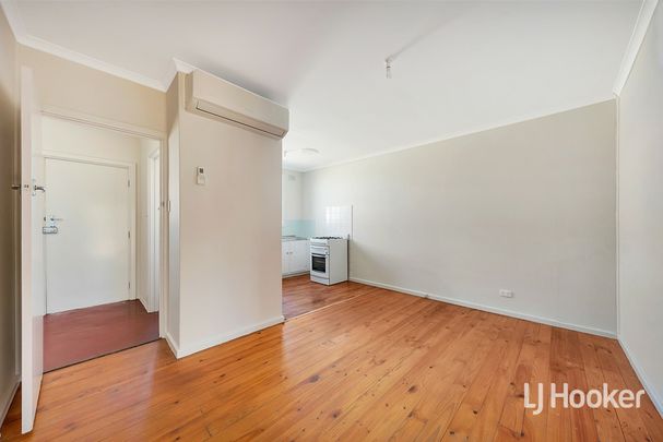 Three Bedroom Family Home - Photo 1