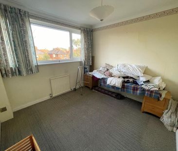 4 bedroom terraced house to rent - Photo 5