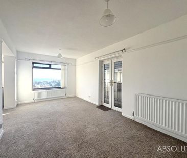 2 bedroom detached bungalow to rent - Photo 2