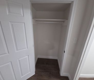 For Lease - 478 Winfield Terrace, Mississauga, Ontario - Photo 5