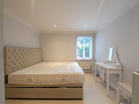 2 Bedroom Apartment - Ground Floor - Photo 4