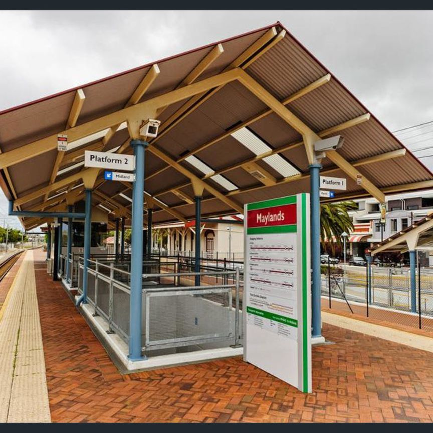 Mediterranean comes to Maylands - Roof Terrace and River Glimpses - Photo 1