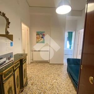 5 locali in affitto - Photo 3