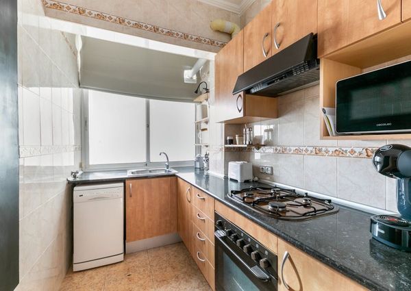 Carrer del Torrent de les Flors, Barcelona, Catalonia 08024