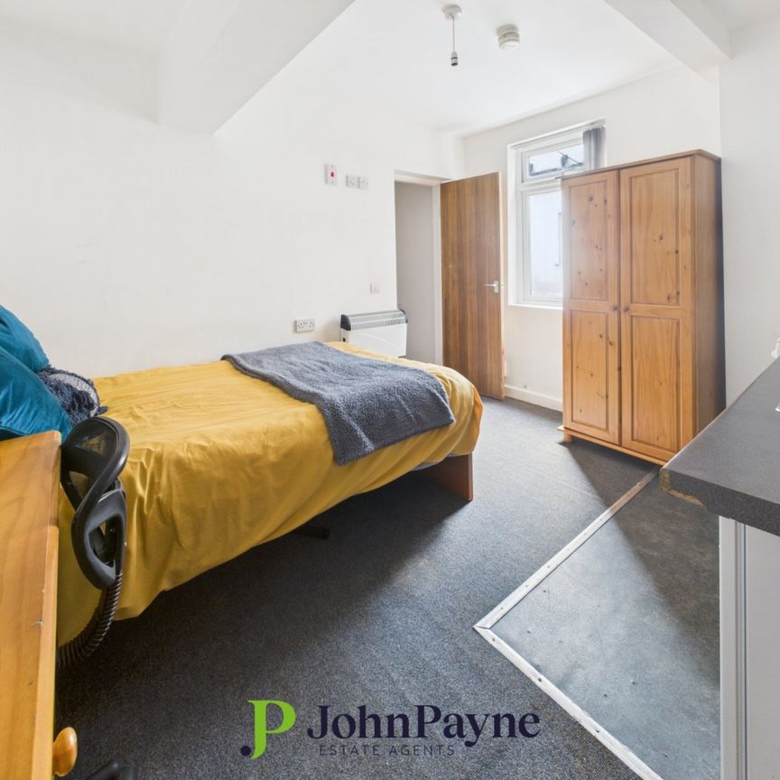 Manor Road, Coventry, West Midlands, CV1 2LH - Photo 1