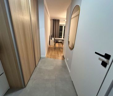 Nowy budynek | Kawalerka w centrum Gdyni - Zdjęcie 1