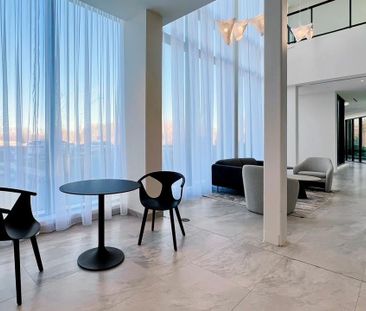 For Lease - 6 David Eyer Road Unit# 915, Richmond Hill, Ontario - Photo 1