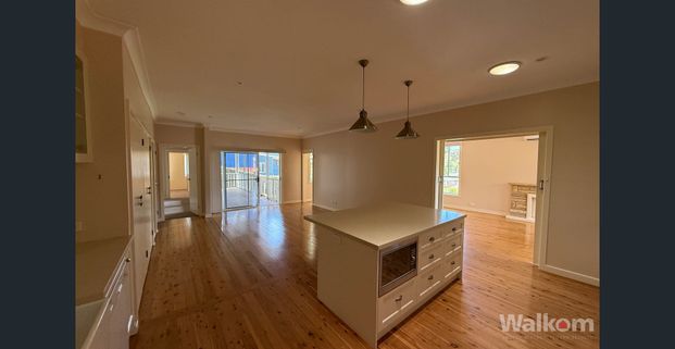 PLEASE DO NOT ATTEND THE PROPERTY. BOOK YOUR ONLINE VIDEO TOUR – SEE THE EASY 5 STEP PROCESS BELOW. Please Register To Receive Your Video Tour Link. - Photo 1