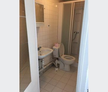 Appartement à Louer à LILLE 553 € - Photo 4