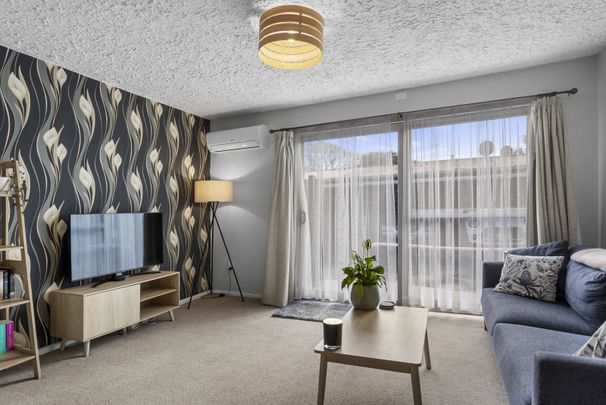 Great location to city centre 1-Bedroom Flat - Photo 1