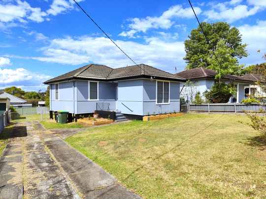 Neat & Tidy Property in Heart of Shortland - Photo 1