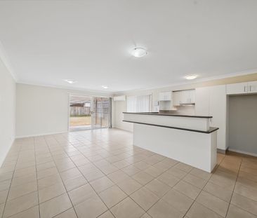 Spacious inside and out - Photo 5