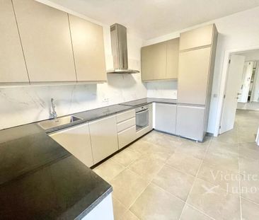 Appartement te huur in Ukkel voor € 3.210 met 3 slaapkamers - Foto 3