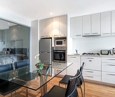 1 Bedroom Furnished Apartment on 26th Floor - Photo 6