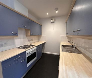 1 bedroom flat to rent - Photo 2
