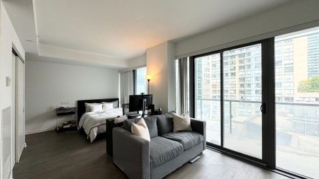 For Lease - 60 Colborne Street Unit# 812, Toronto, Ontario - Photo 4