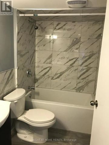 231 ALBANY AVENUE - Photo 2