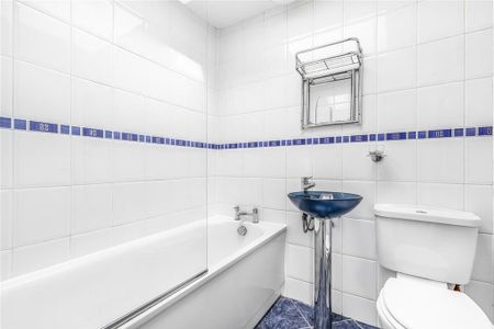 1 bedroom block of apartments to rent - Photo 4