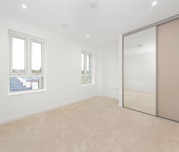 76 Bannerman Road, Woolwich, SE18, London - Photo 5