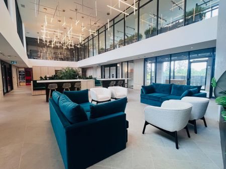 For Lease - 3079 Trafalgar Road Unit# 2007, Oakville, Ontario - Photo 2