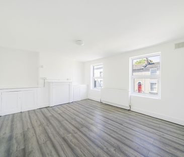 3 Bedroom - Photo 1