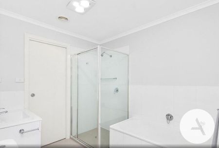 73 Ormiston Cct,Harrison - Photo 5