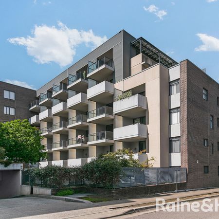 One-bedroom apartment in the central of Rosehill - Photo 3