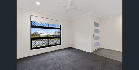 6 Reed Street, Logan Reserve QLD 4133 - House For Rent | Domain - Photo 3