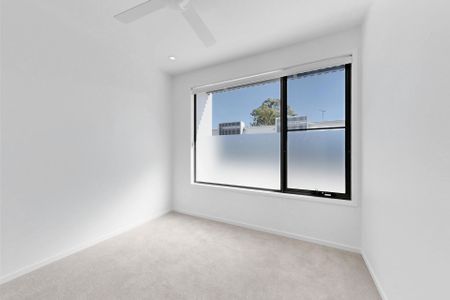 BRAND NEW PREMIUM 4 BEDROOM TOWN HOME, WITH 12 ACRES OF GREENSPACE TO ENJOY - Photo 3