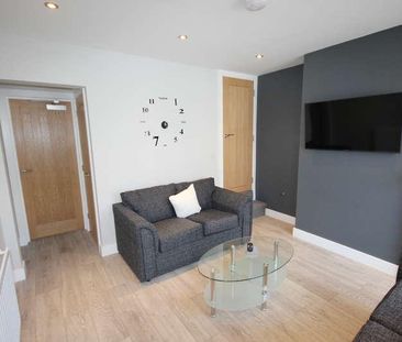 Wyggeston Street, Burton Upon Trent, DE13 - Photo 1