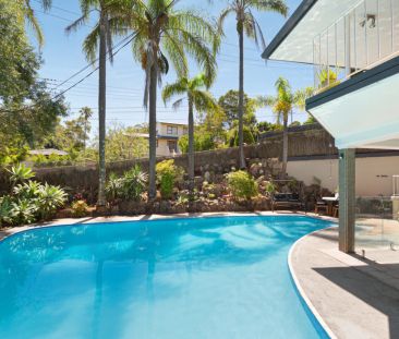 Versatile Two Bedroom Home with Bay Views - Photo 3