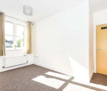 Coxhill Way, Aylesbury, HP21 - Photo 1