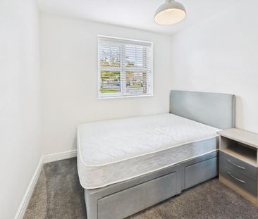 2 bedroom flat to rent - Photo 6