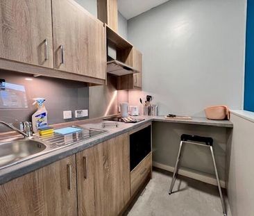 Studio to rent - Photo 1