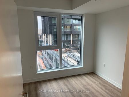 519 1 Quarrington Lane - Photo 2