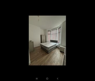 5 Bed Terraced House, Pendennis Street, L6 - Photo 1