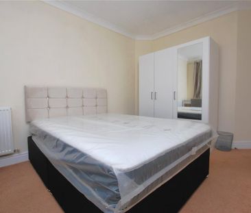 1 bedroom house of multiple occupation to rent - Photo 2