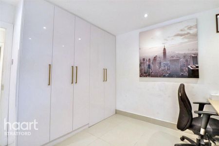 4 bedroom terraced house to rent - Photo 5