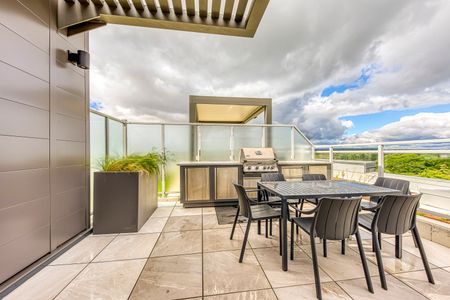 For Lease - 2501 Saw Whet Boulevard Unit# 136, Oakville, Ontario - Photo 2