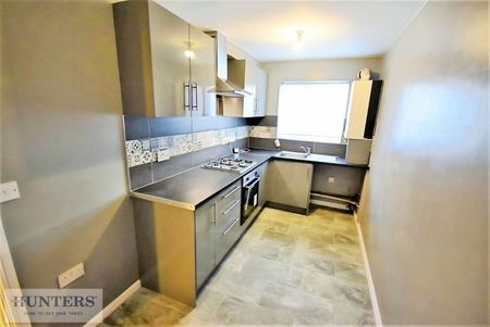 3 bedroom House To Let Total Size: 893 SQ FT - Photo 4