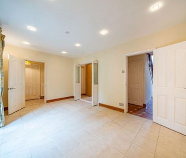 Fairefield Crescent, Glenfield, Leicester, LE3 8EJ - Photo 4