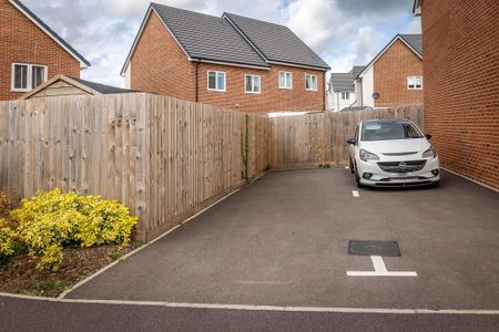 3 bedroom terraced house to rent - Photo 3