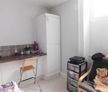 3 bedroom flat to rent - Photo 6