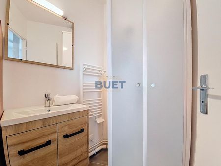 A LOUER - VICTOR HUGO - Bel appartement T2 meublé ... - Photo 5
