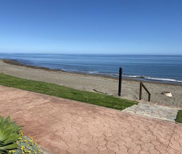 Apartment in New Golden Mile, Costa del Sol - Photo 1