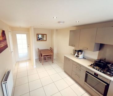 Room in a Shared House, Cherry Tree Drive, CV4 - Photo 4