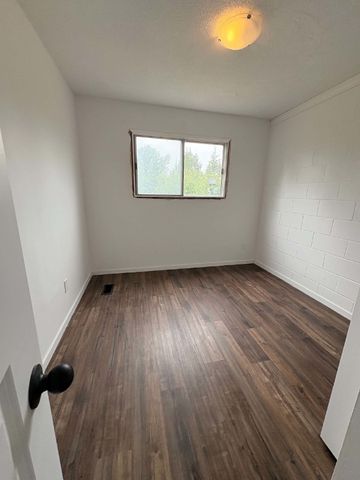 McIntyre Crescent - 231 - Photo 5