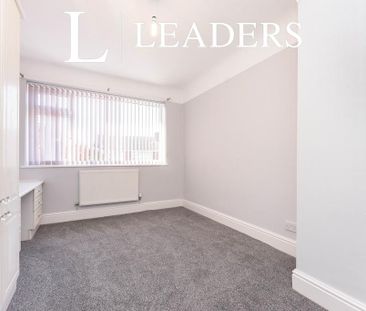 2 bedroom bungalow to rent - Photo 2