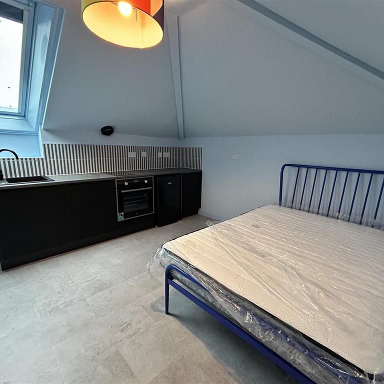1 bedroom flat to rent - Photo 1