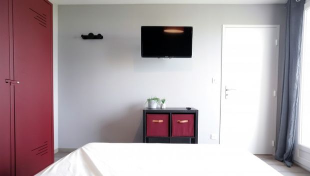 URSS Roommate 4 Bedrooms at Toulouse - Photo 1